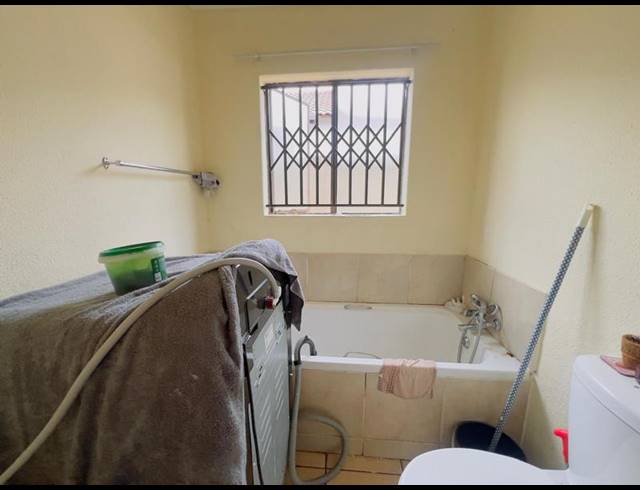 3 BEDROOM HOUSE FOR SALE IN RIVERLEA